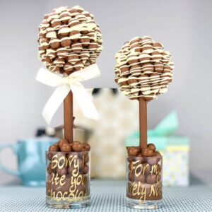 Personalised Malteser White Chocolate Drizzle Tree